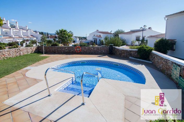 Image No.42-4 Bed Villa for sale