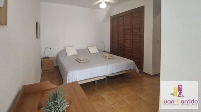 property246043783