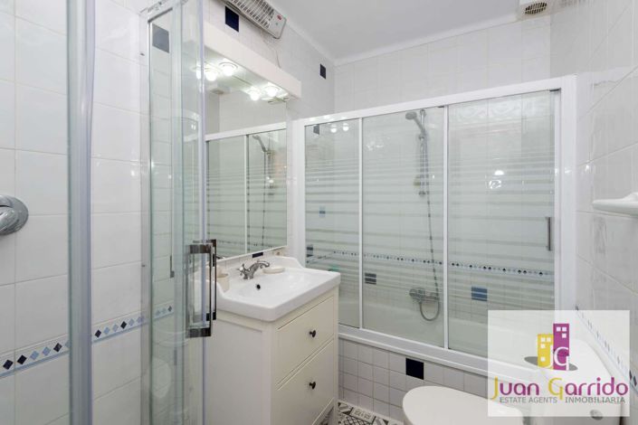 Image No.18-2 Bed Property for sale