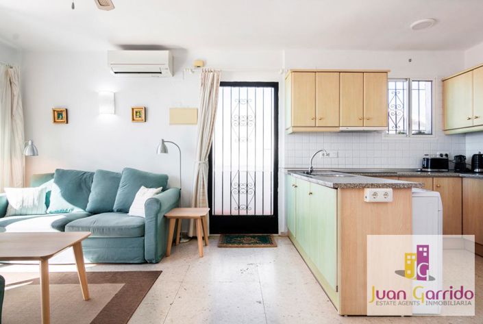 Image No.11-1 Bed Property for sale