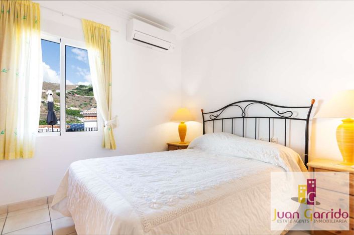 Image No.14-4 Bed Villa for sale