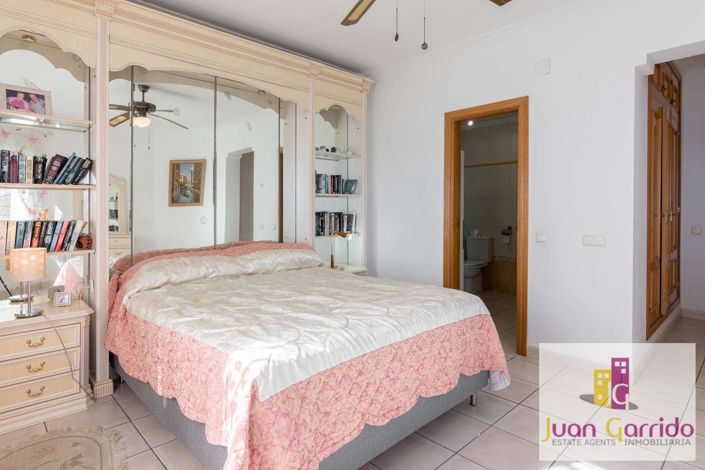 Image No.18-4 Bed Villa for sale