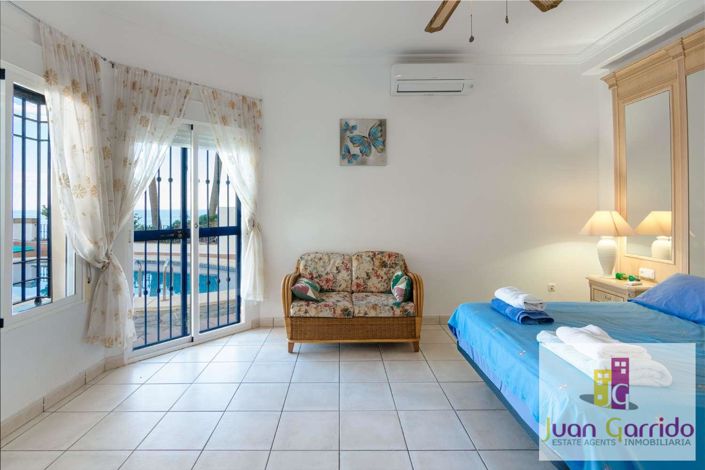 Image No.28-4 Bed Villa for sale