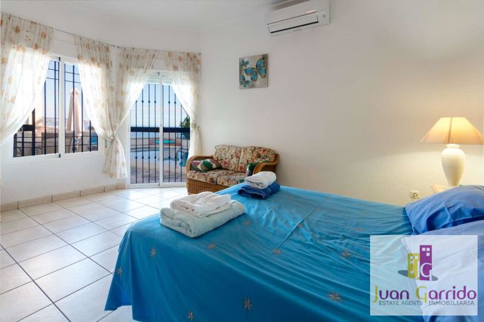 Image No.29-4 Bed Villa for sale