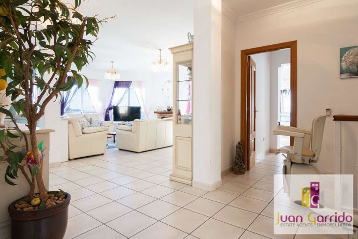 Image No.6-4 Bed Villa for sale