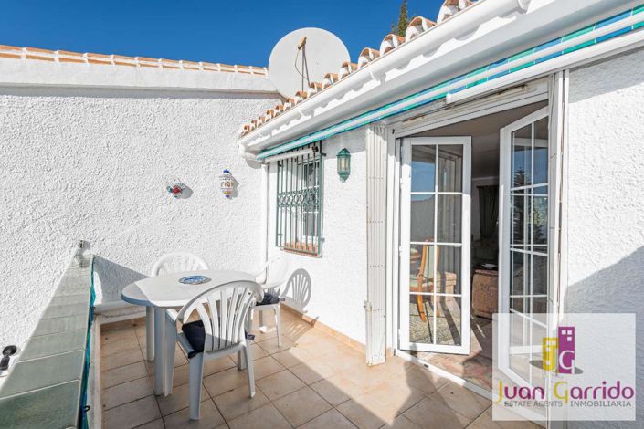 Image No.11-3 Bed Property for sale