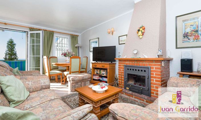 Image No.14-3 Bed Property for sale