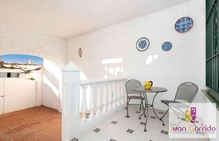 Image No.28-3 Bed Property for sale