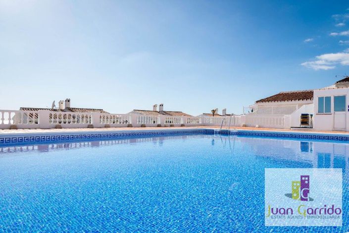 Image No.38-3 Bed Property for sale