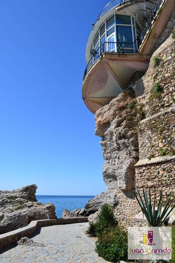 Image No.42-3 Bed Property for sale