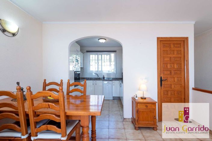 Image No.12-2 Bed Property for sale