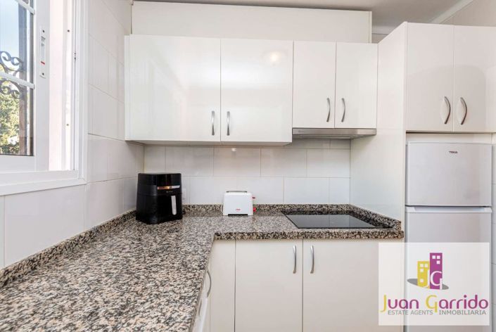 Image No.16-2 Bed Property for sale