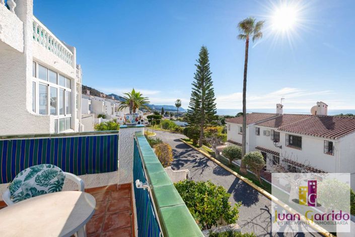 Image No.31-2 Bed Property for sale