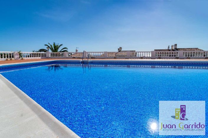 Image No.37-2 Bed Property for sale