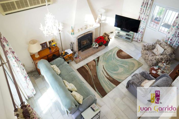 Image No.10-3 Bed Villa for sale