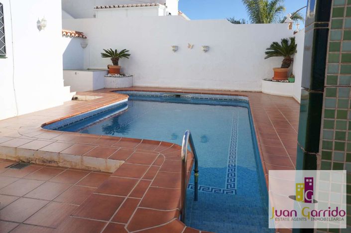 Image No.17-3 Bed Villa for sale