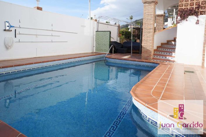 Image No.18-3 Bed Villa for sale