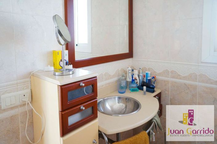 Image No.8-3 Bed Villa for sale