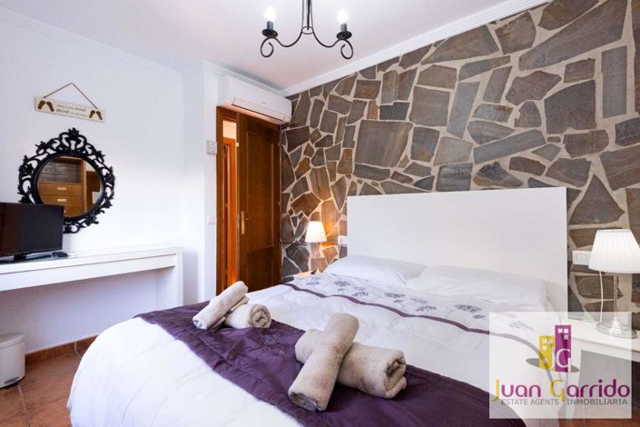 Image No.19-2 Bed Apartment for sale