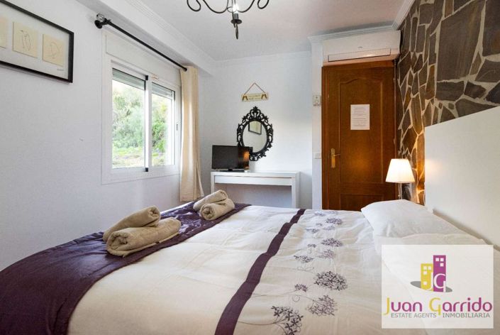 Image No.21-2 Bed Apartment for sale