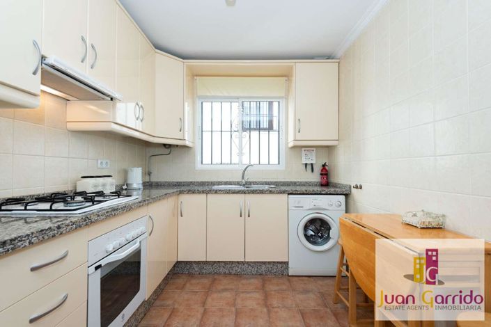 Image No.12-2 Bed Property for sale