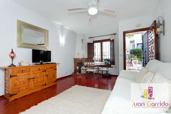 Image No.8-2 Bed Property for sale