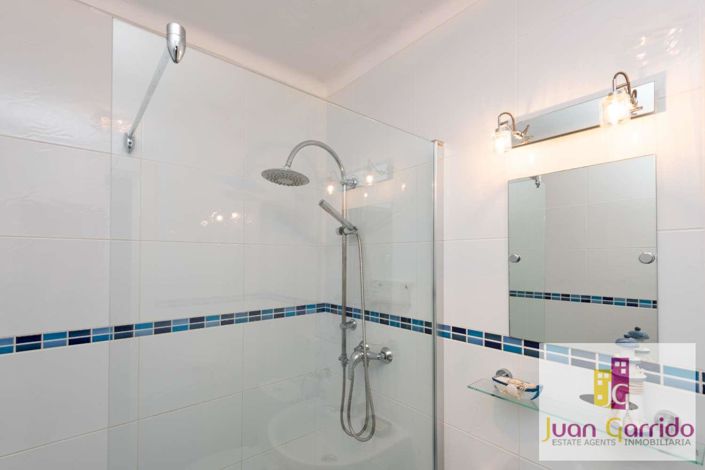 Image No.20-2 Bed Apartment for sale