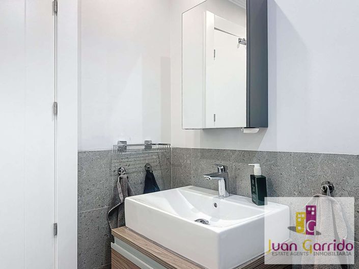 Image No.21-2 Bed Apartment for sale