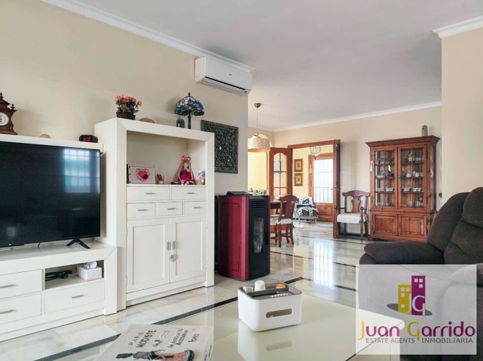 Image No.21-4 Bed Villa for sale