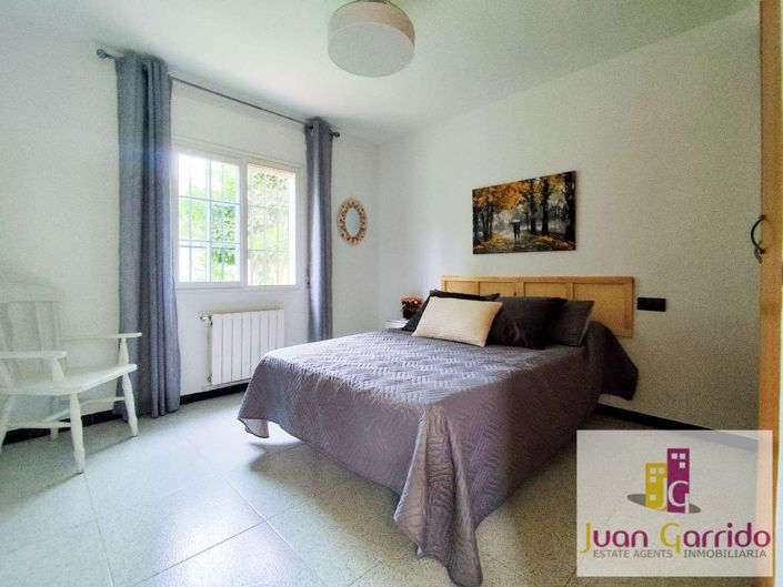 Image No.25-4 Bed Villa for sale