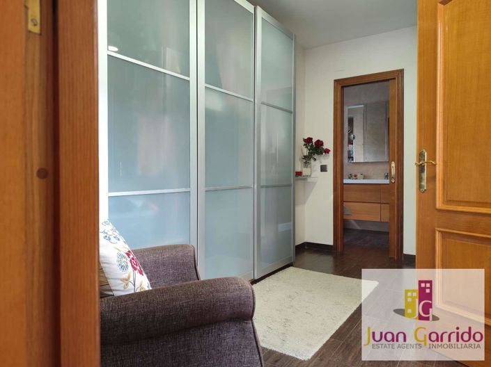 Image No.30-4 Bed Villa for sale