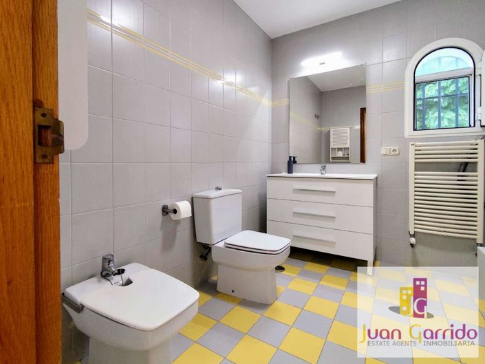 Image No.33-4 Bed Villa for sale