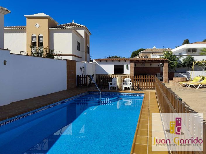 Image No.5-4 Bed Villa for sale