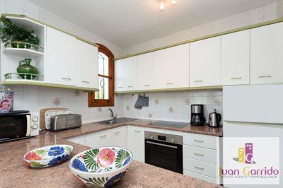 property261555935