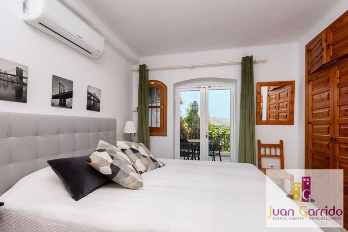 Image No.17-2 Bed Apartment for sale