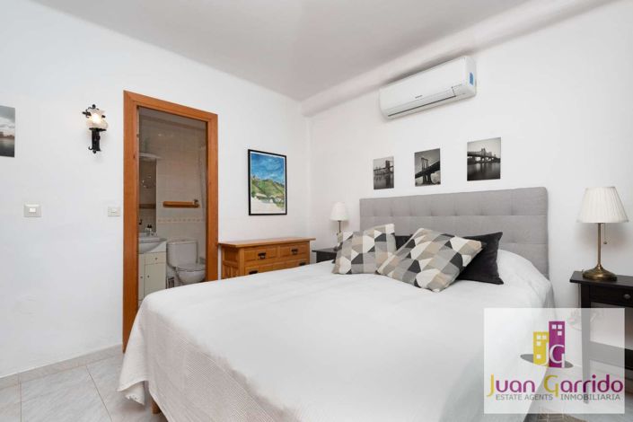 Image No.18-2 Bed Apartment for sale