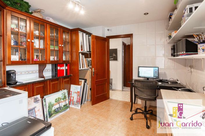 Image No.13-2 Bed Apartment for sale