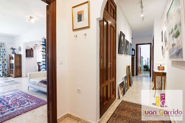 Image No.14-2 Bed Apartment for sale