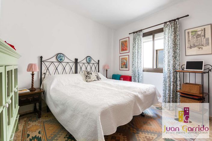 Image No.17-2 Bed Apartment for sale