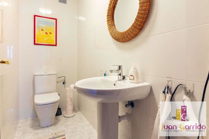 Image No.18-2 Bed Apartment for sale