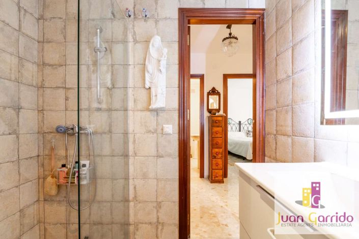 Image No.21-2 Bed Apartment for sale