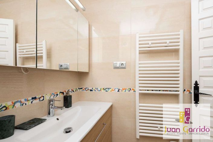 Image No.20-2 Bed Apartment for sale