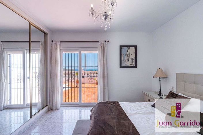 Image No.13-4 Bed Villa for sale