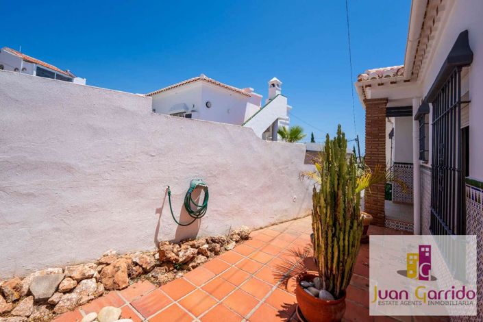 Image No.36-4 Bed Villa for sale
