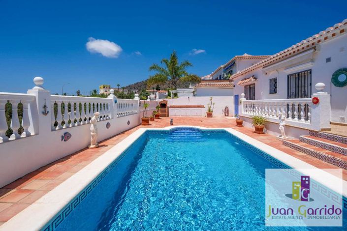 Image No.5-4 Bed Villa for sale