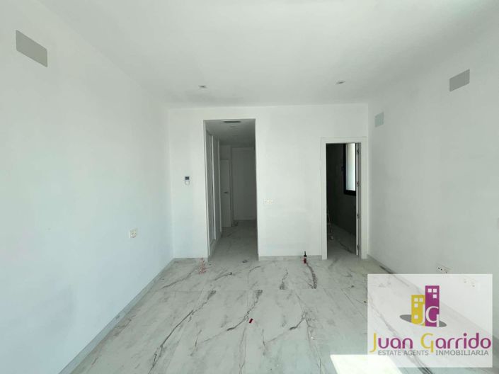 Image No.11-3 Bed Villa for sale
