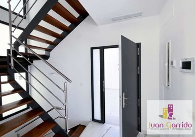 property271876179