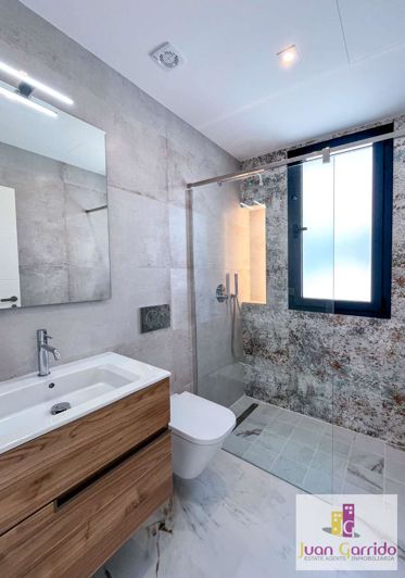 Image No.30-3 Bed Villa for sale