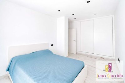 property271876128