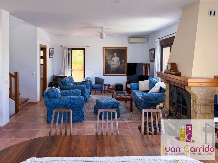 Image No.15-Propriété de 4 chambres à vendre à Nerja